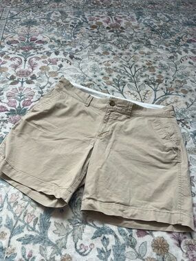 Classic Women's Khaki Shorts